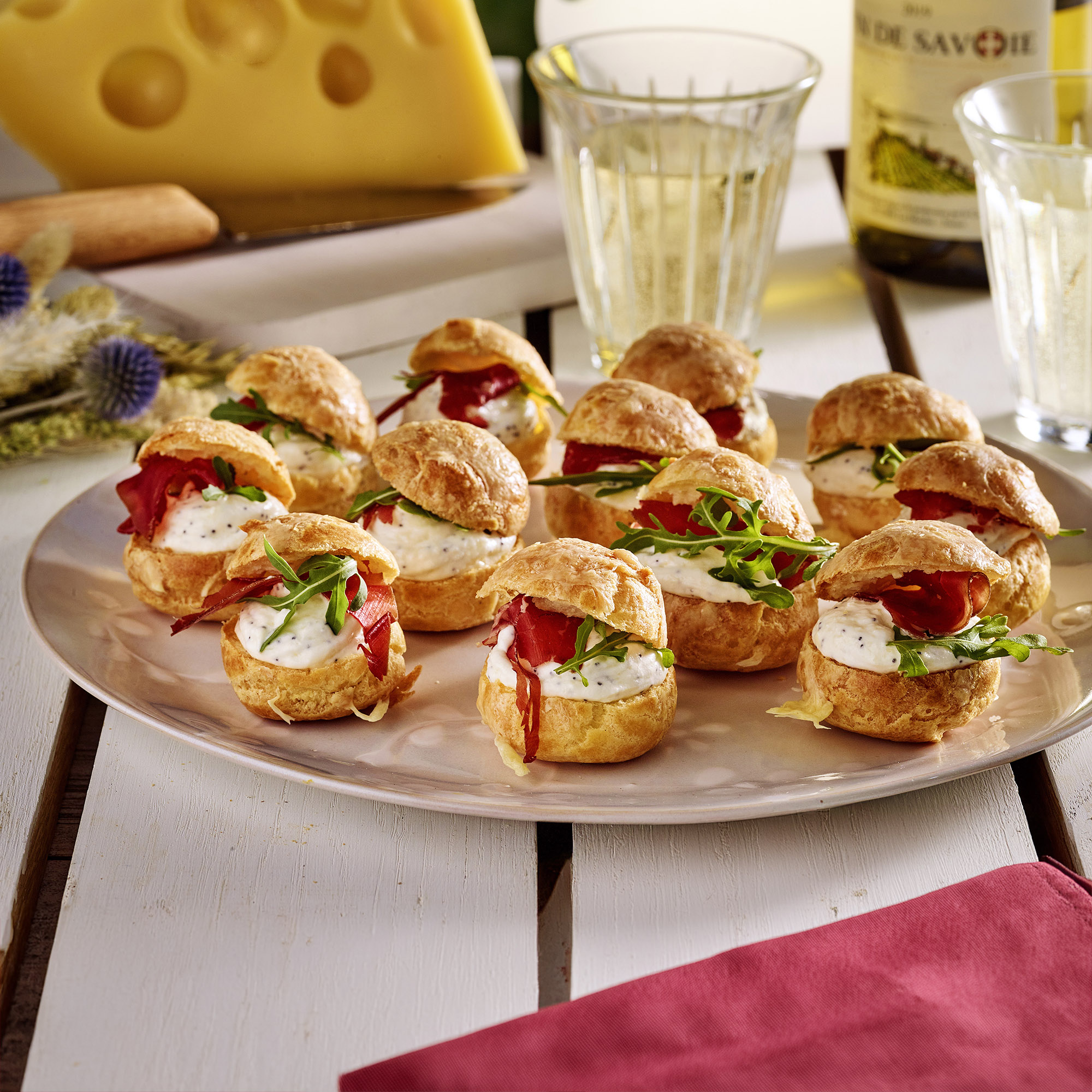 Gougeres apéro à l'Emmental de Savoie et grisons